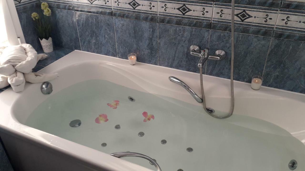 Ajuy Tortuga Houseアパートメント エクステリア 写真
